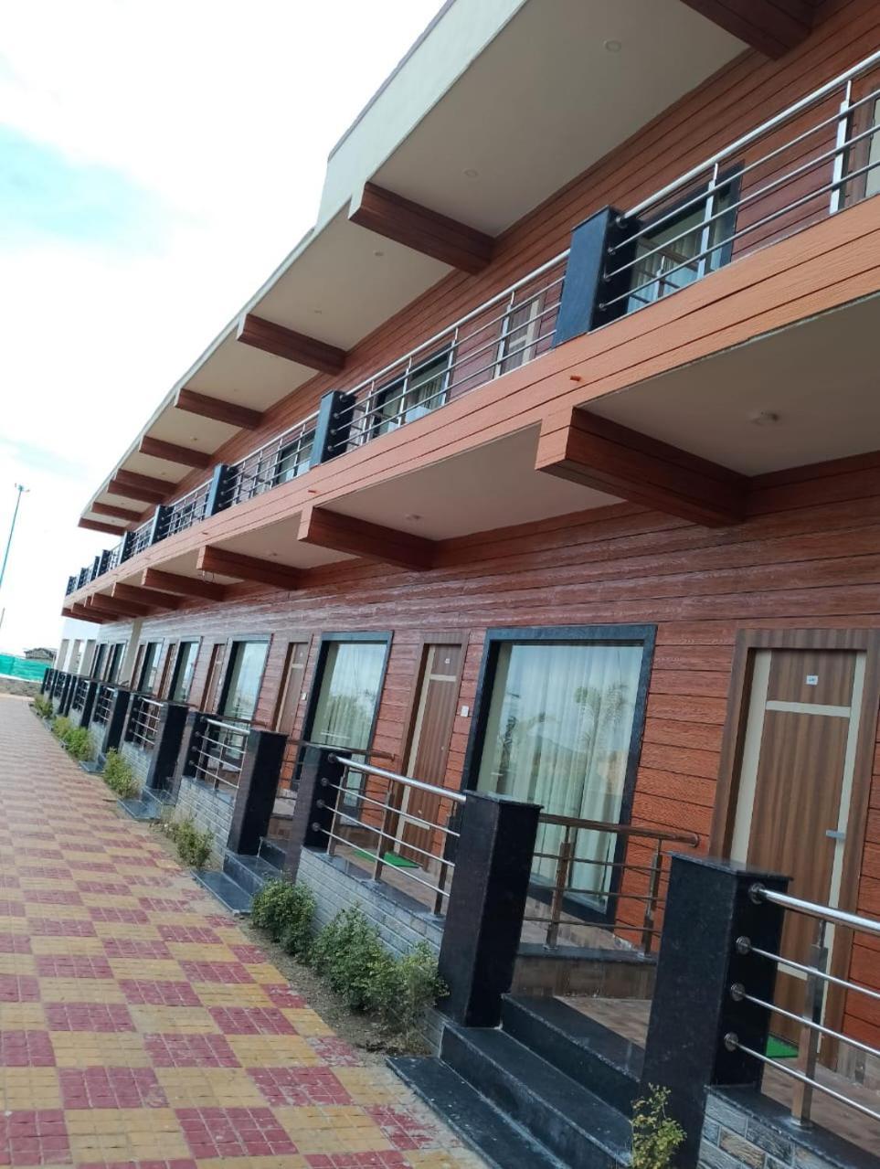 Sea Queen Beach Resort On Beach !! Couple Friendly Family Resort !! Mandarmani Exterior foto